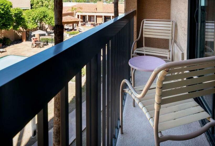 בית מלון כפרי Sonesta Select Phoenix Camelback