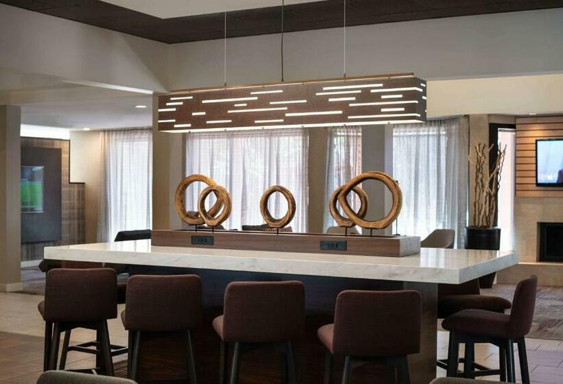 Отель Sonesta Select Phoenix Camelback