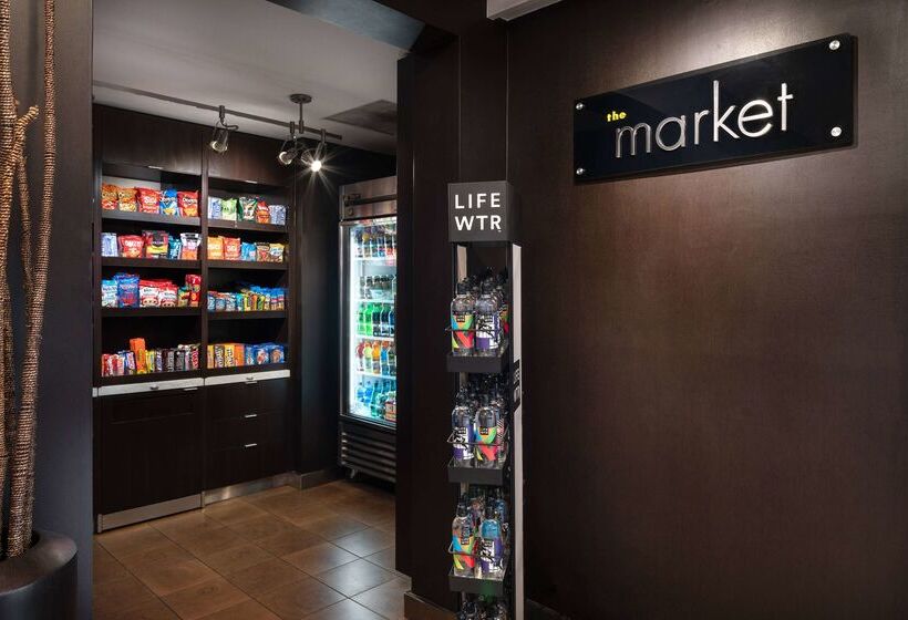 Отель Sonesta Select Phoenix Camelback