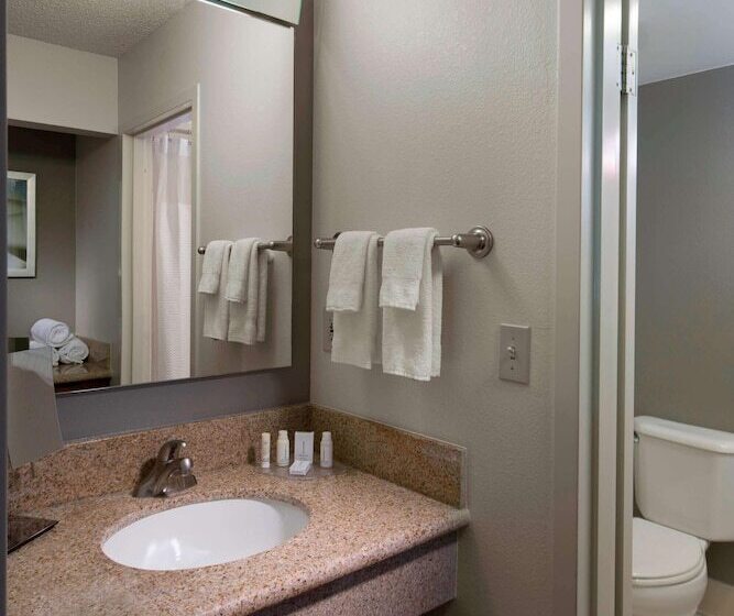 فندق Sonesta Select Pleasant Hill