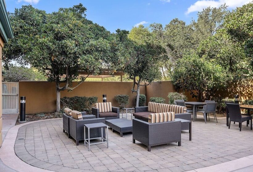 בית מלון כפרי Sonesta Select San Ramon