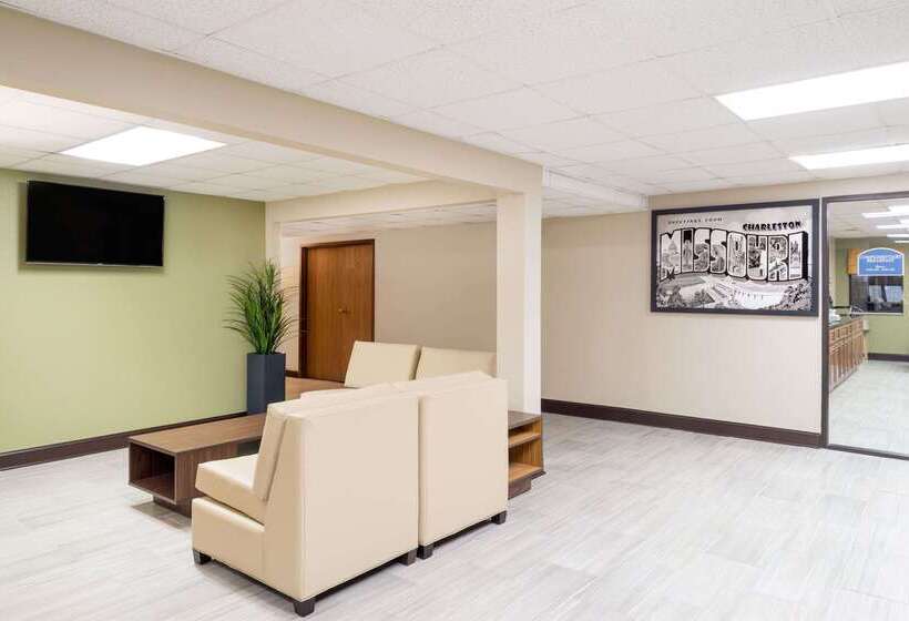 فندق Super 8 By Wyndham Charleston Sikeston East Mo