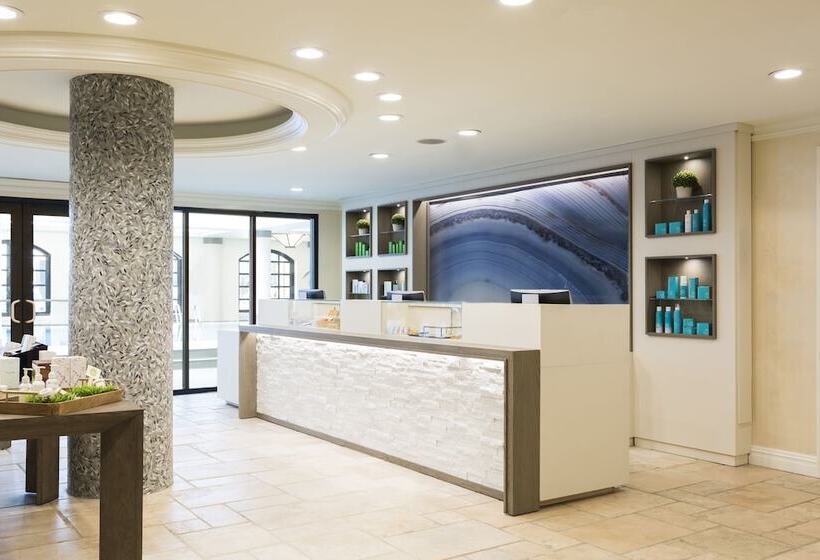 ホテル The Charleston Place