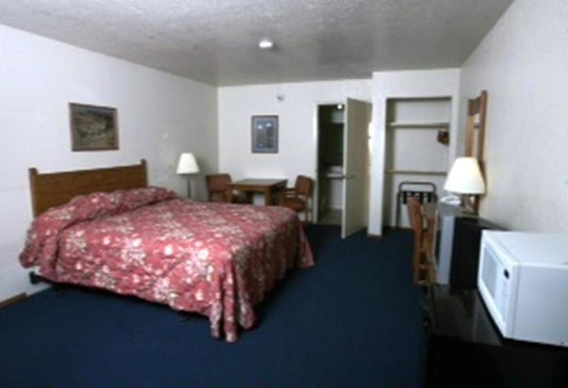 ホテル The Christmas Tree Inn