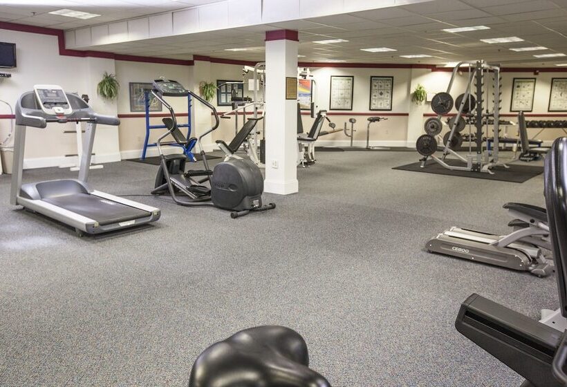 Отель The Cove At Yarmouth