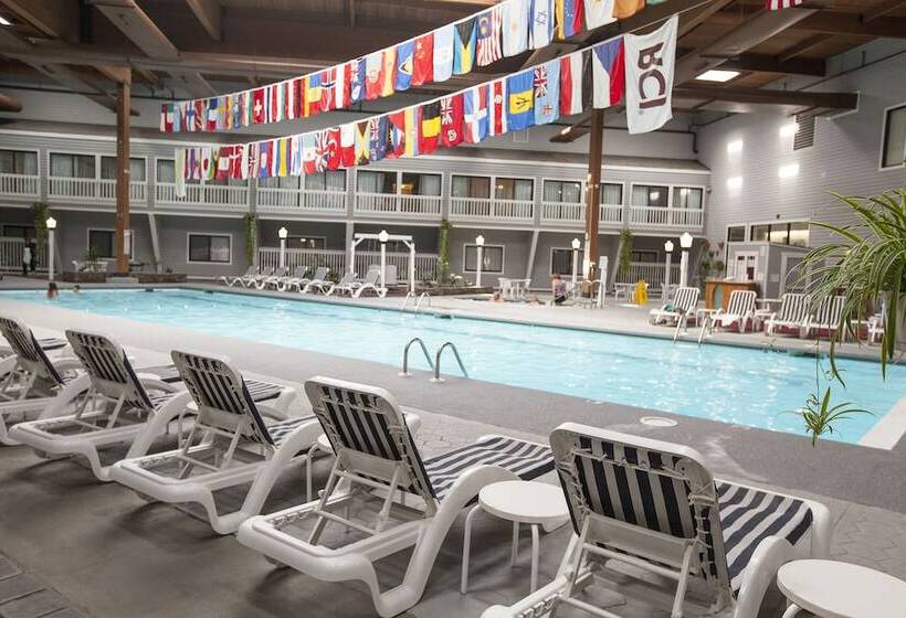 Отель The Cove At Yarmouth