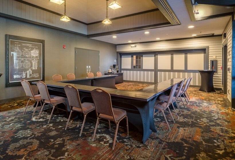 ホテル The Craftsman Inn & Suites