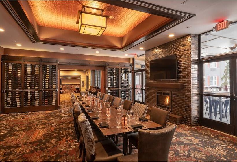 ホテル The Craftsman Inn & Suites