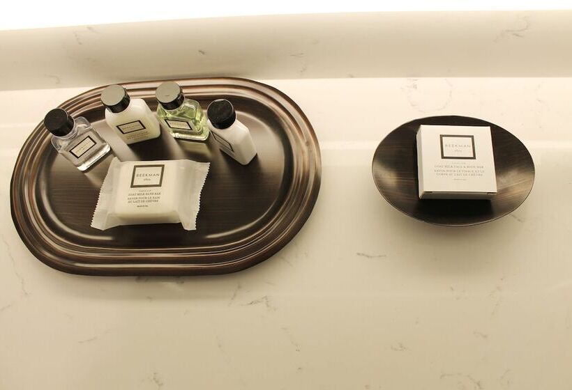 ホテル The Craftsman Inn & Suites