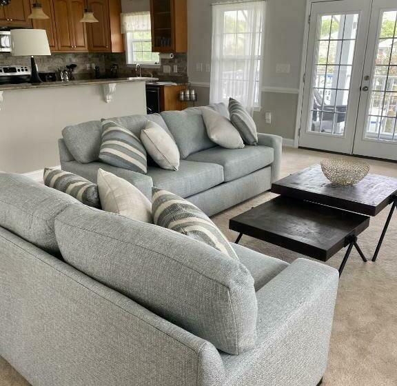 ホテル The Cypress Inn