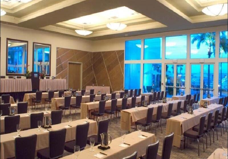 هتل The Dana On Mission Bay