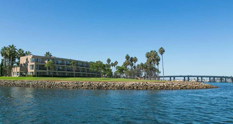 בית מלון כפרי The Dana On Mission Bay