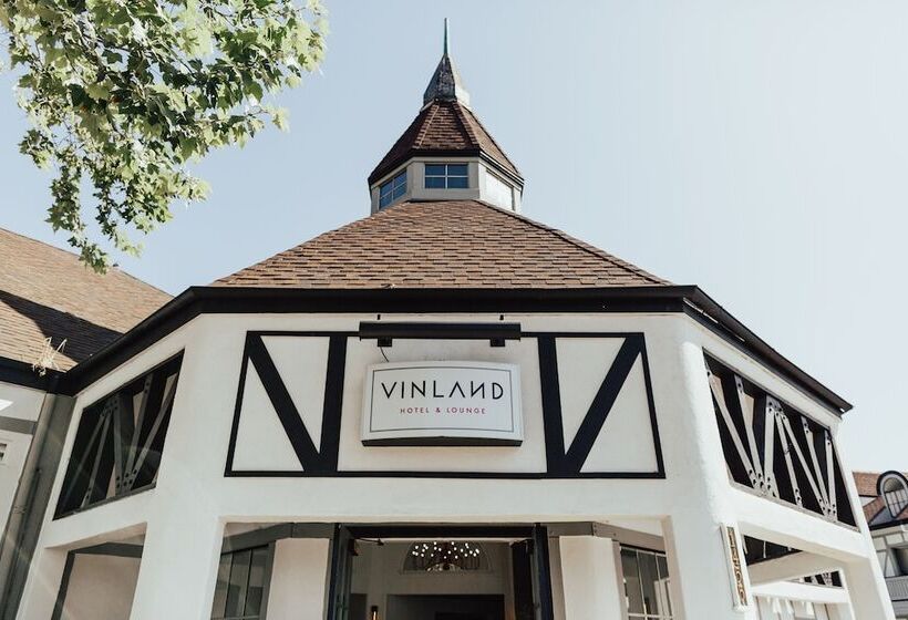 Vinland Hotel And Lounge