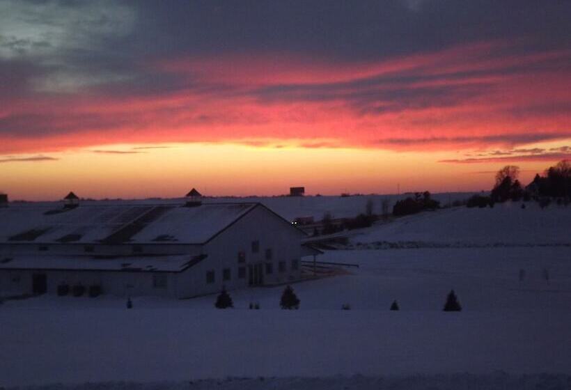 모텔 Crest Country Inn