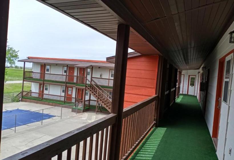 فندق على الطريق Lakota Lodge