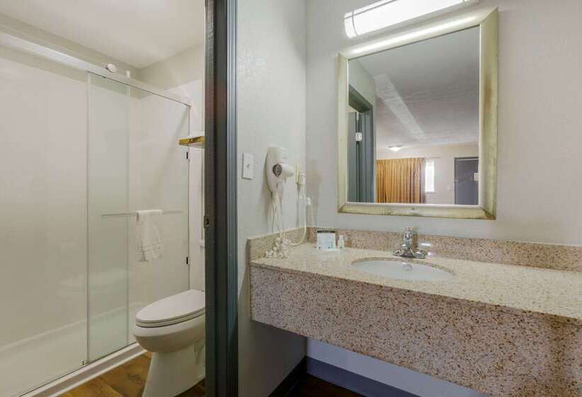 모텔 Quality Inn Columbuseast