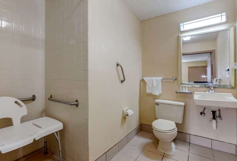 فندق على الطريق Quality Inn Columbuseast