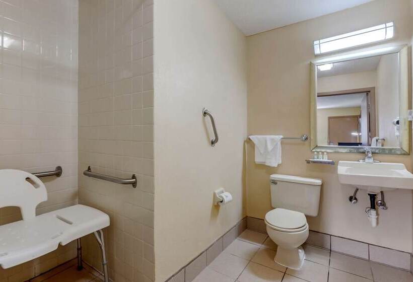 فندق على الطريق Quality Inn Columbuseast