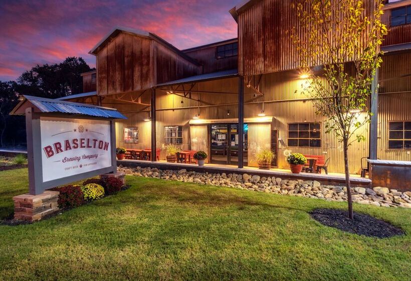 منتجع Chateau Elan