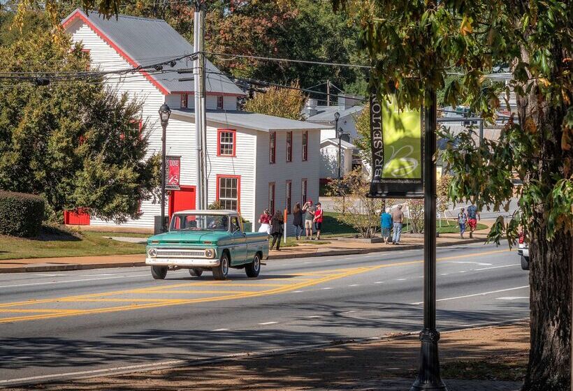 منتجع Chateau Elan