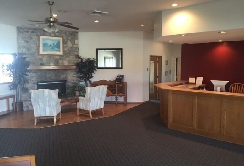 Курорт Cherry Hills Golf & Lodge