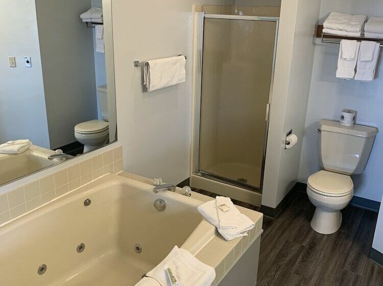 Курорт Cherry Hills Golf & Lodge