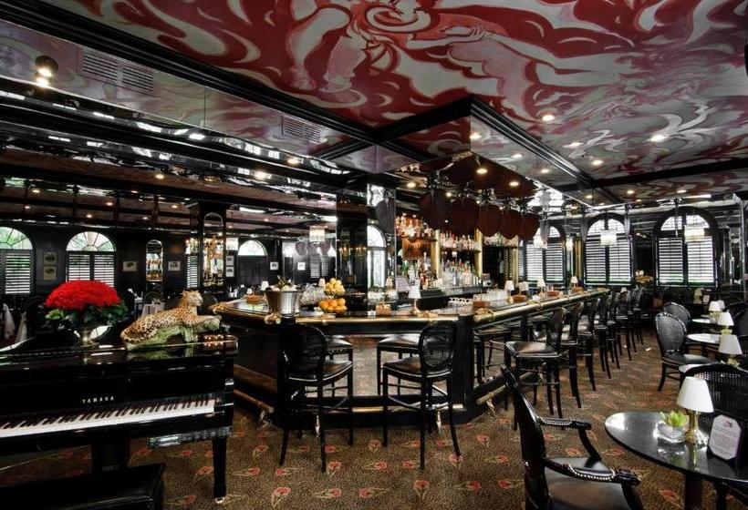 Отель The Chesterfield  Palm Beach