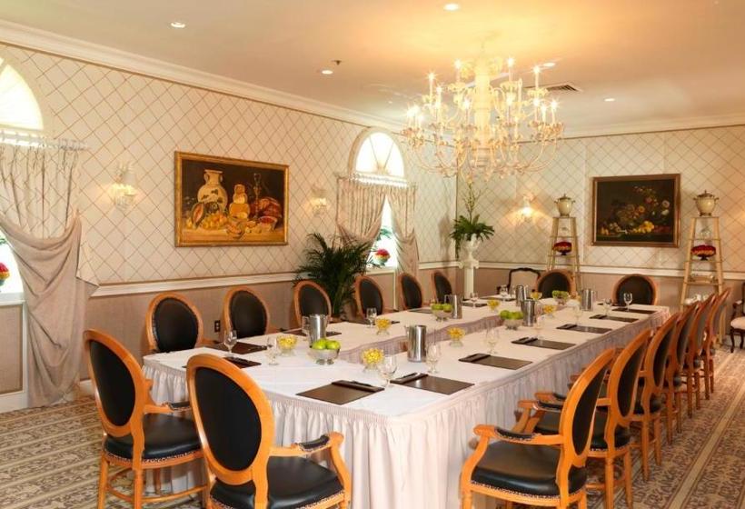 فندق The Chesterfield  Palm Beach