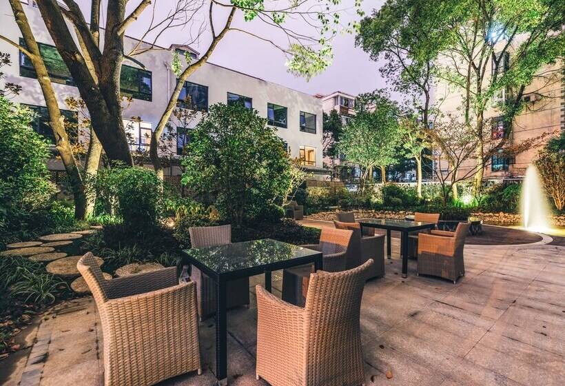 Atour Hotel North High Speed Railway Station Xi An