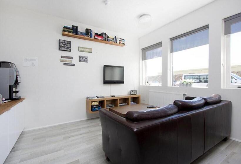 تختخواب و صبحانه Kef Guesthouse By Keflavík Airport