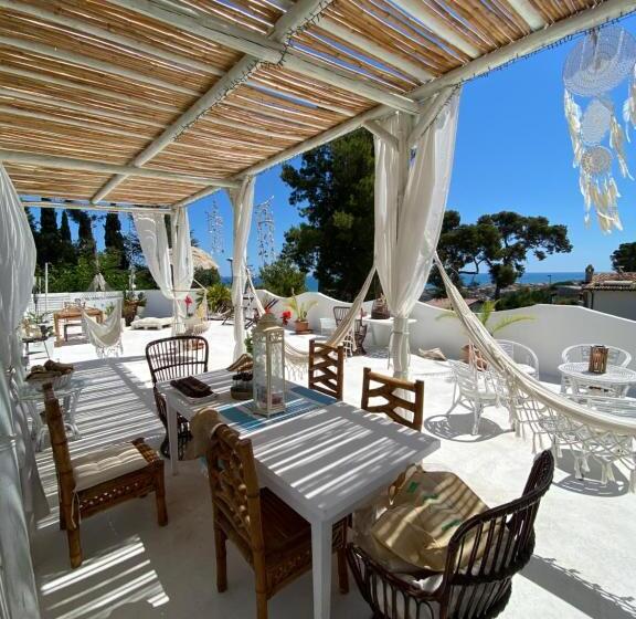 Bed and Breakfast Villa Tropical