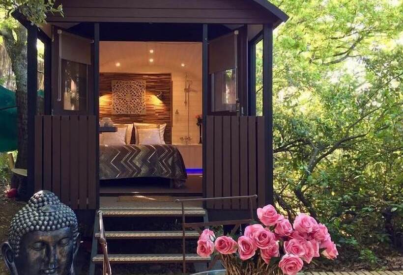 여관 Les Secrets D Aix Les Roulottes