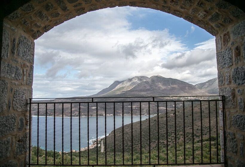 פונדק Sofia Limeni View