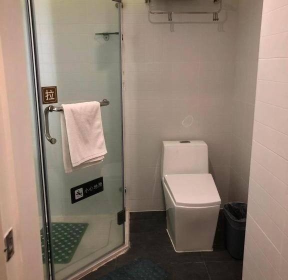 Hotel 7 Days Inn·shanghai Jinshajiang Road Subway Station