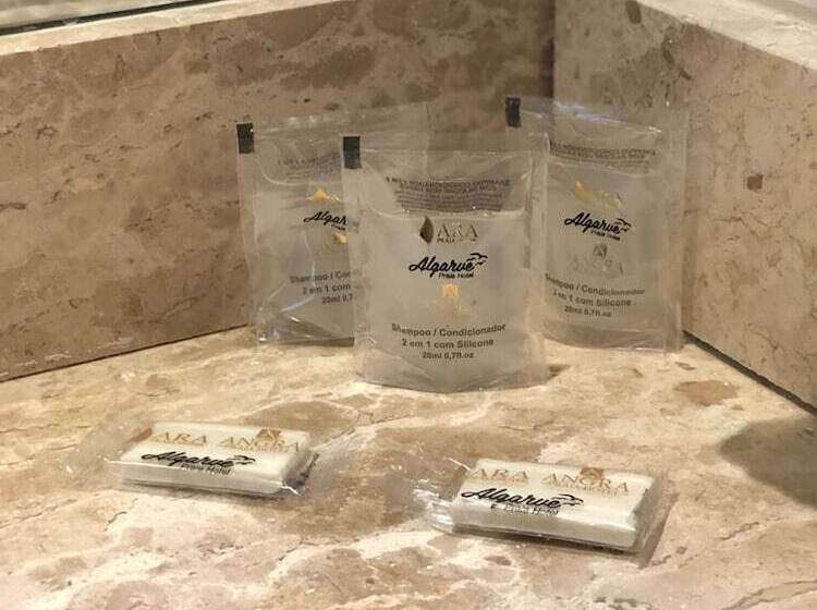 בית מלון כפרי Angra Praia