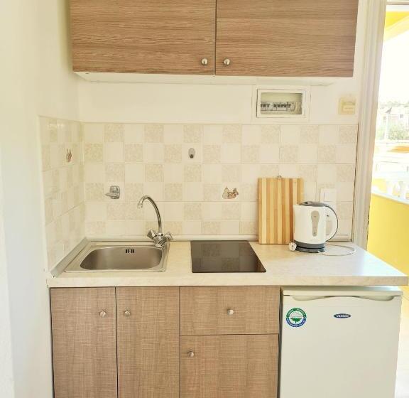 Отель Avra Sea View Paradise Pool Apartments