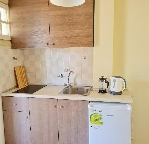 Отель Avra Sea View Paradise Pool Apartments