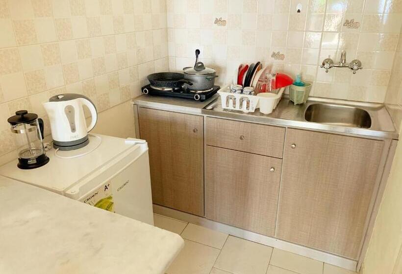 Отель Avra Sea View Paradise Pool Apartments