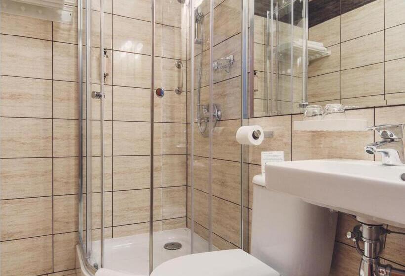 Отель Chmielna Warsaw