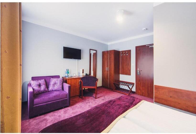 Отель Chmielna Warsaw