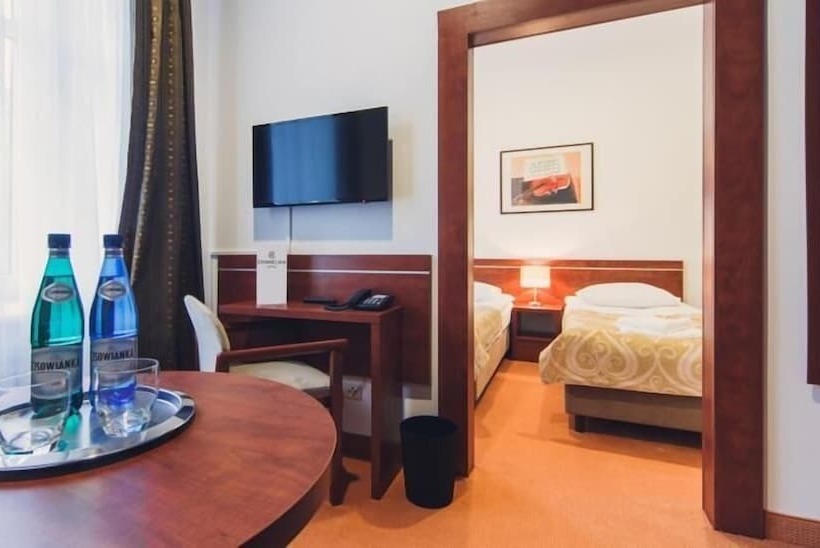 Отель Chmielna Warsaw