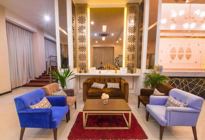 Daima Hotel Padang