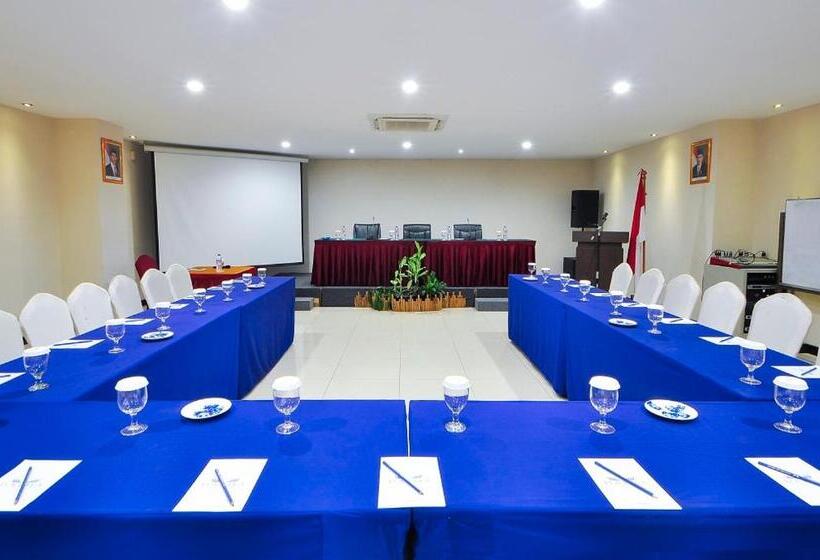 Daima Hotel Padang