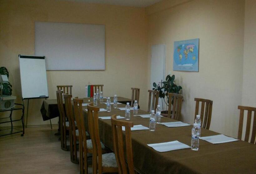 Отель Dolna Bania