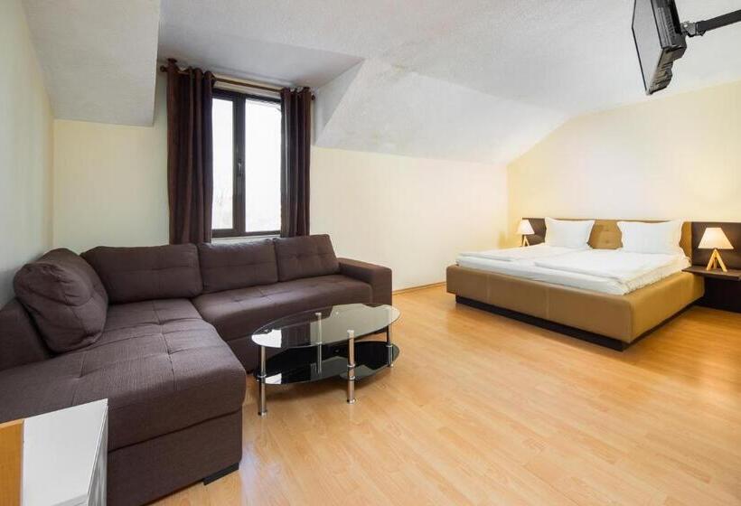 Отель Dolna Bania