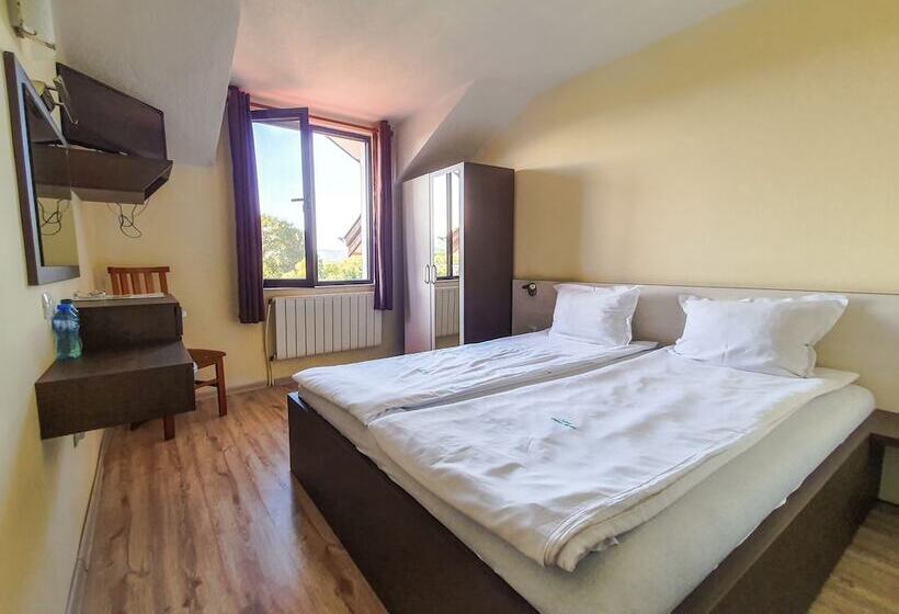 Отель Dolna Bania