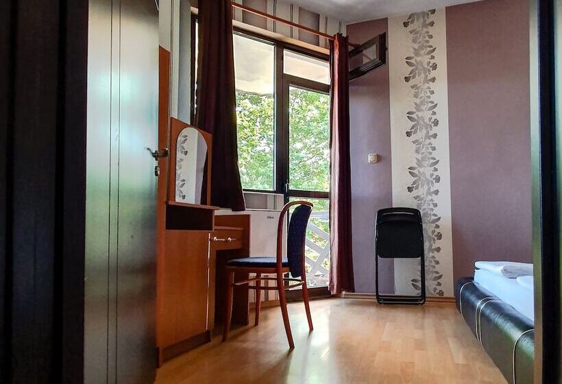 Отель Dolna Bania