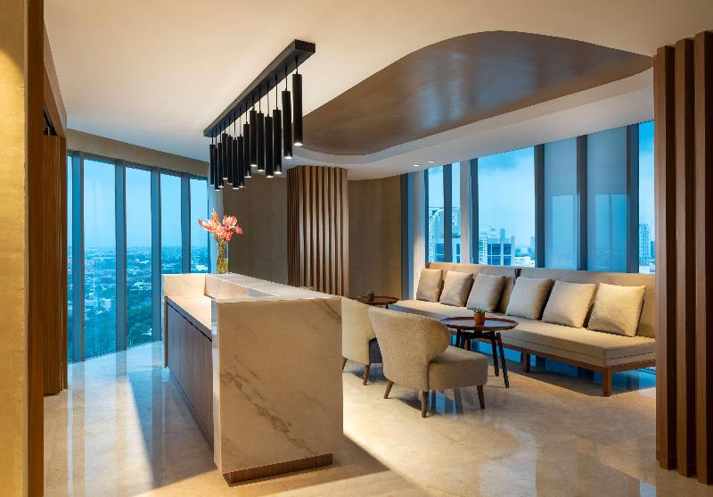 בית מלון כפרי Doubletree By Hilton Surabaya