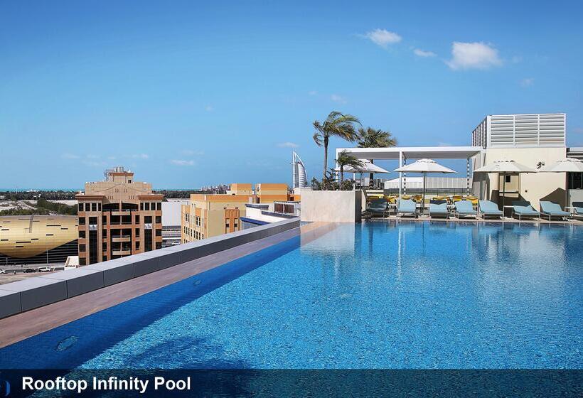 هتل Grand Cosmopolitan