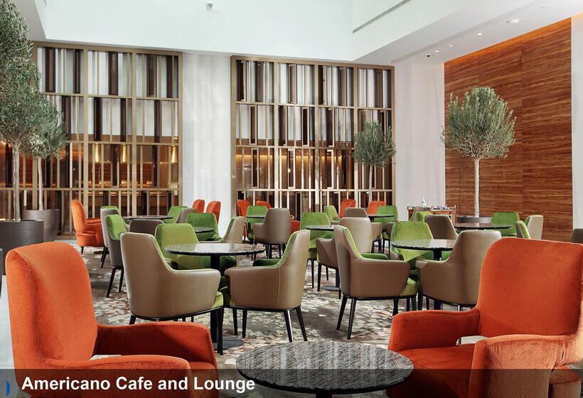 هتل Grand Cosmopolitan